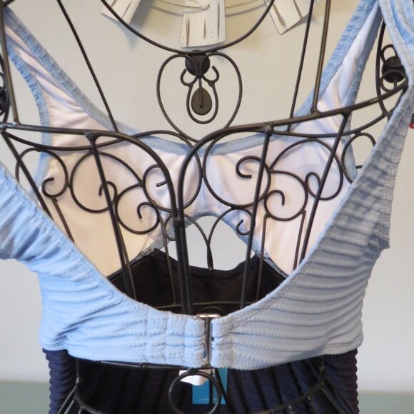 NWT Cupshe Colorblock Textured One Piece w/ Cut-Outs Size Medium - Picture 4 of 6